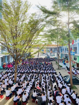 TOÀN QUANG CẢNH CỦA BUỔI LỄ KỶ NIỆM 43 NĂM, NGÀY NHÀ GIÁO VIỆT NAM